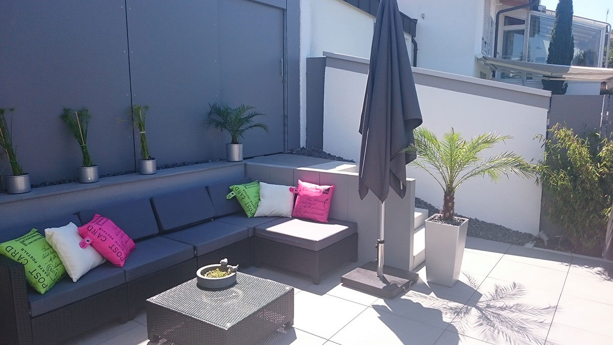 Garten mit modernen Elementen